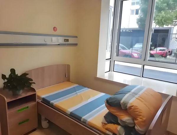 深圳入户研究生学历_姜文硬着头皮上，爹味尚可接受 姜文硬性极偏向网站视频强的
