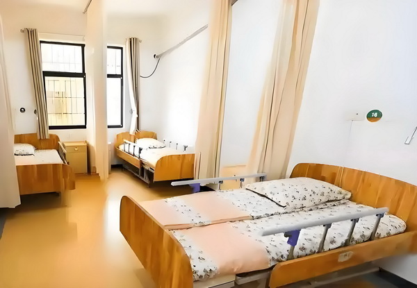 深圳积分入户办理中心_这版超人如何应对特朗普的时代 这版超人行政学院学报江苏